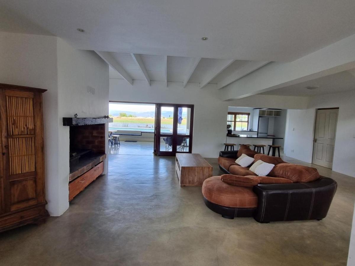 Country Living Apartment